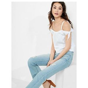 Express Shoulder tie sleeve blouse